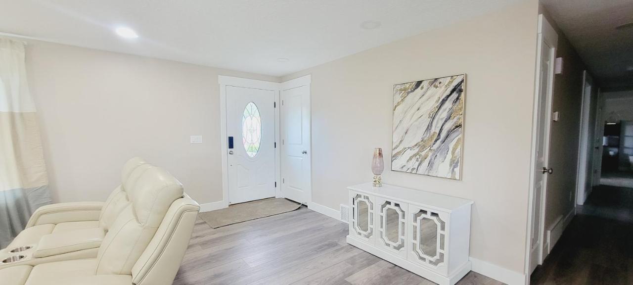 3 Bed 2 Bath Full Accessible Townhome In Heart Of Slc South Jordan Dış mekan fotoğraf